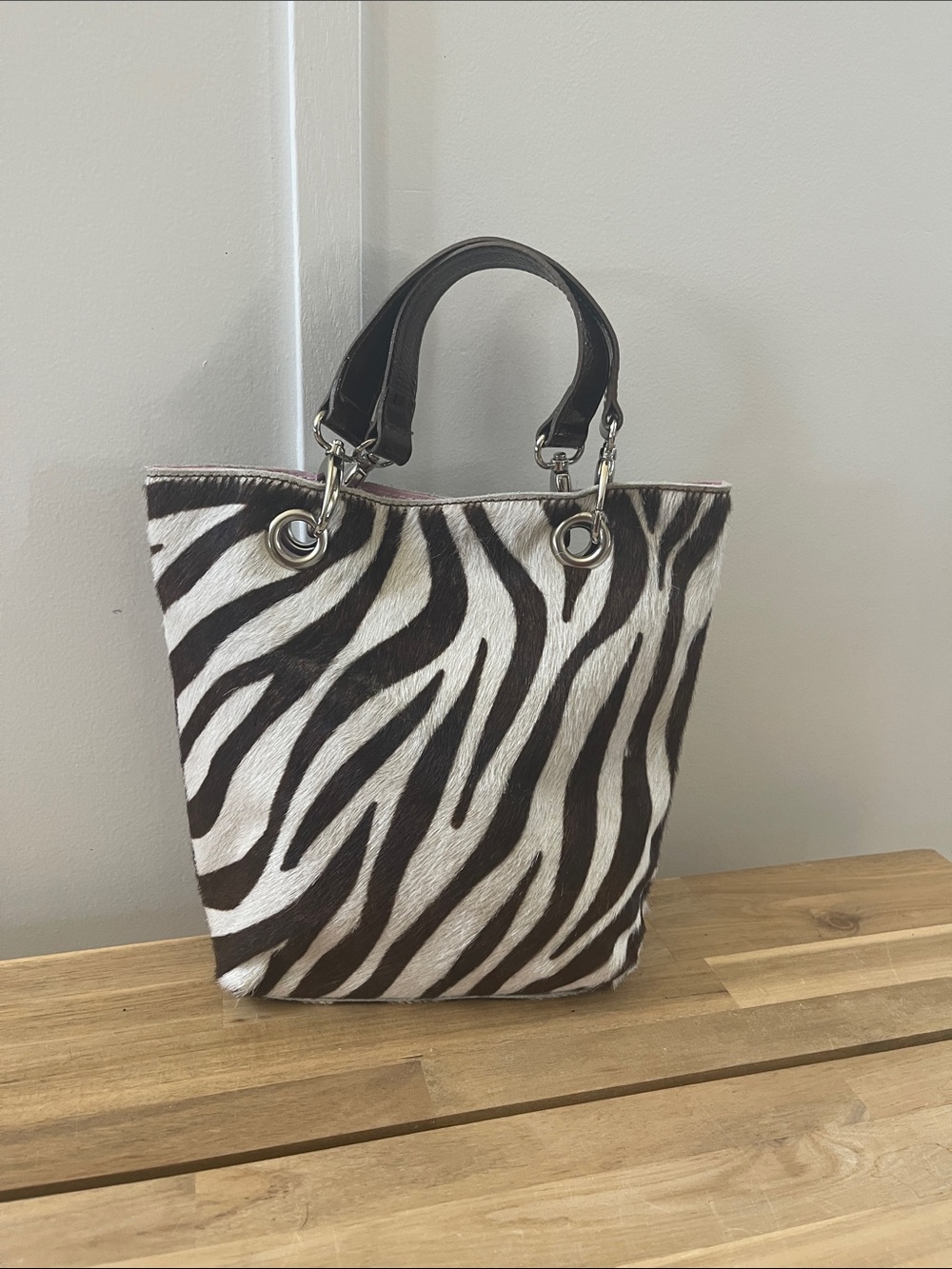 Maurizio Taiuti Genuine Cowhide Zebra-Print Tote Bag - Black & White EUC